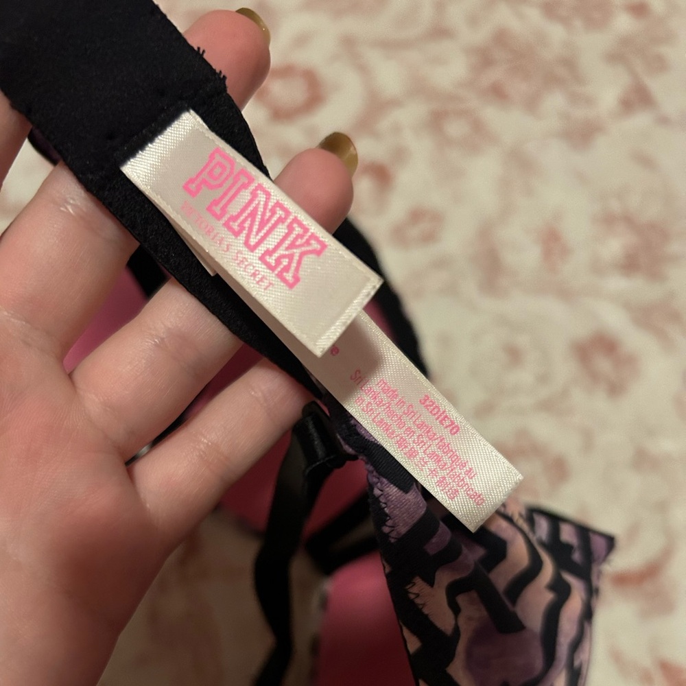 PINK 32D underwire bra - Picture 2 of 3